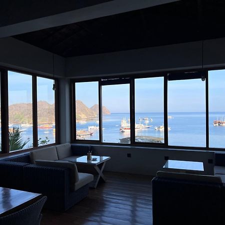 Hotel Blue Parrot Labuan Bajo Zewnętrze zdjęcie