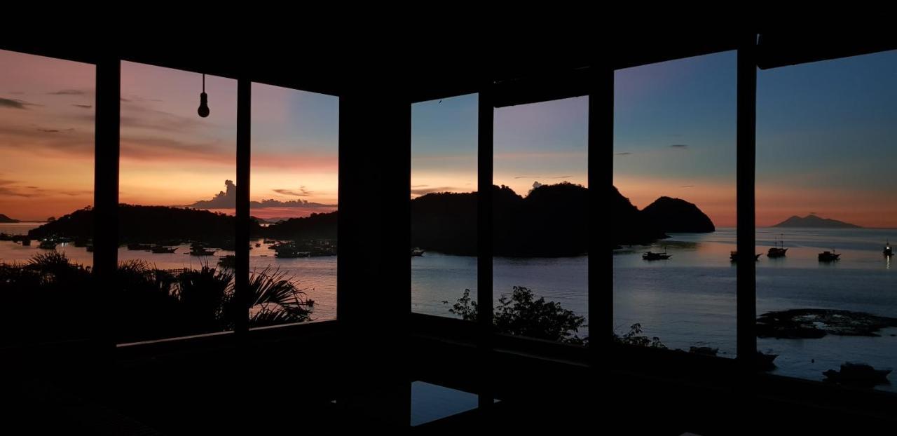 Hotel Blue Parrot Labuan Bajo Zewnętrze zdjęcie