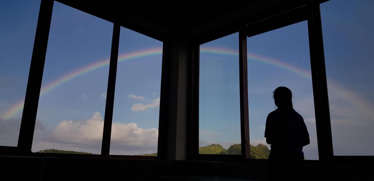 Hotel Blue Parrot Labuan Bajo Zewnętrze zdjęcie