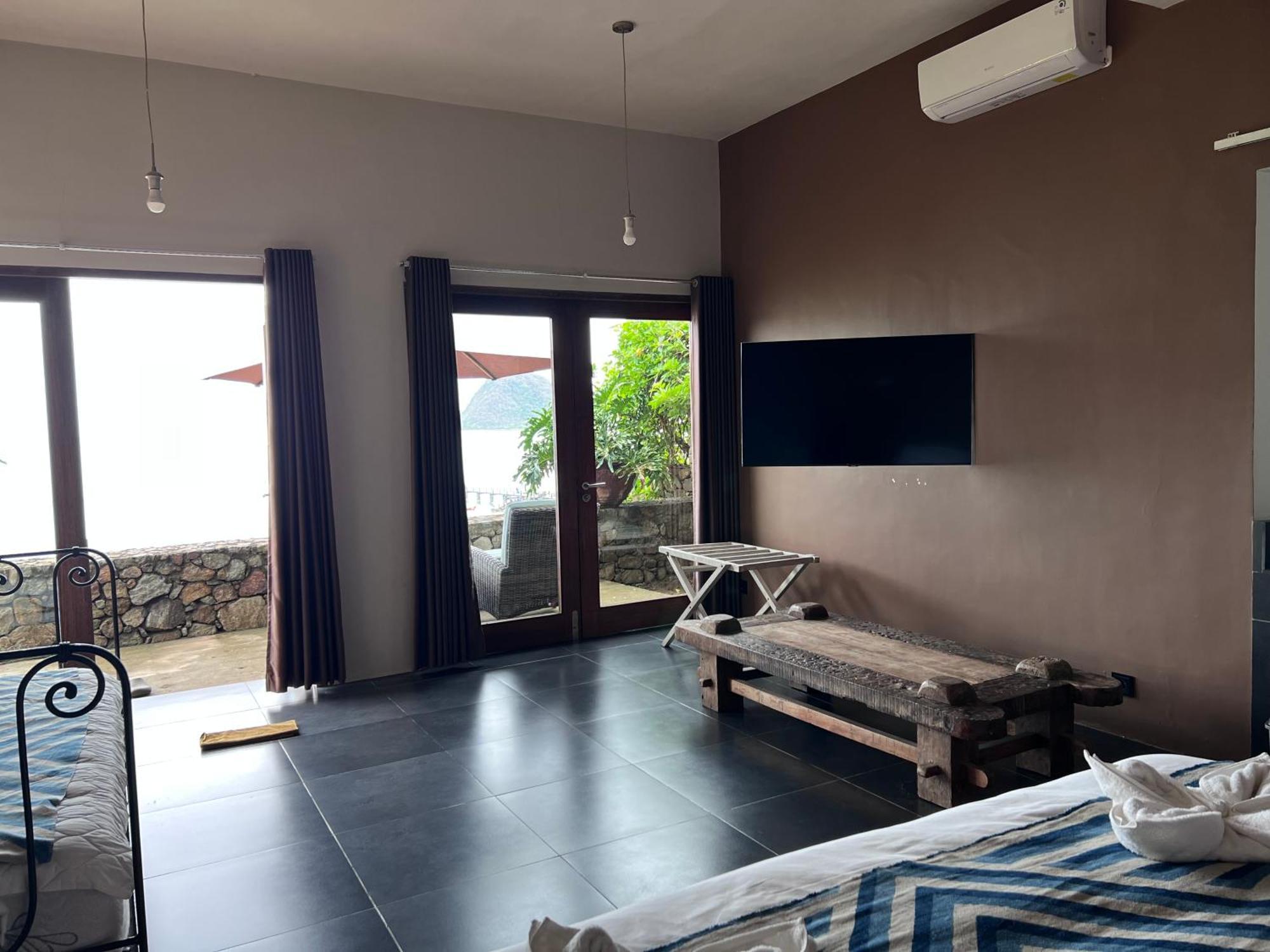 Hotel Blue Parrot Labuan Bajo Zewnętrze zdjęcie